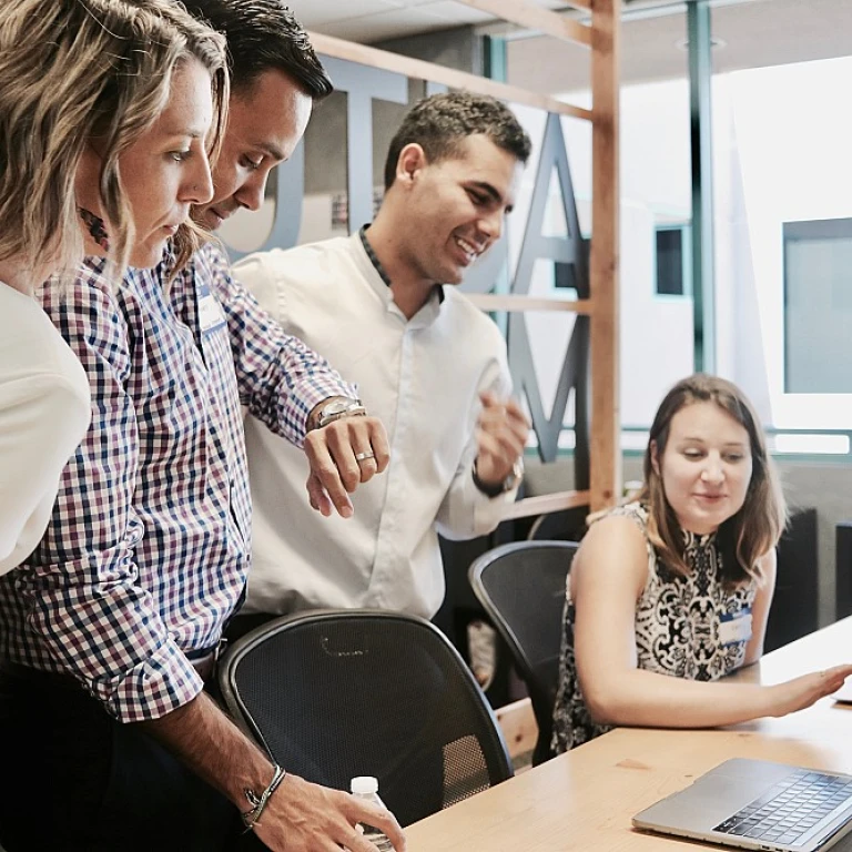 Réduire l'empreinte Carbone du Transport: 7 Astuces Pionnières pour un Impact Durable